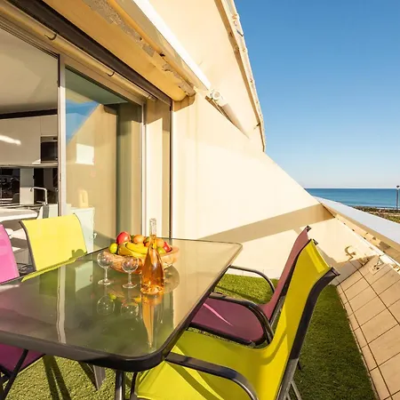 Blue Horizon Heliopolis Mit Meerblick Im Fkk-dorf Apartment Agde