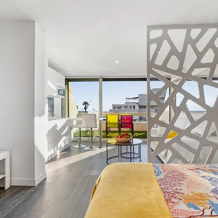 Blue Horizon Heliopolis Mit Meerblick Im Fkk-dorf Apartment Agde